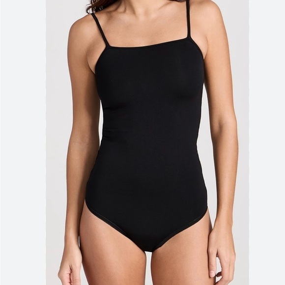 One Piece Swimsuit With back Cups Black size M - Picture 1 of 7
